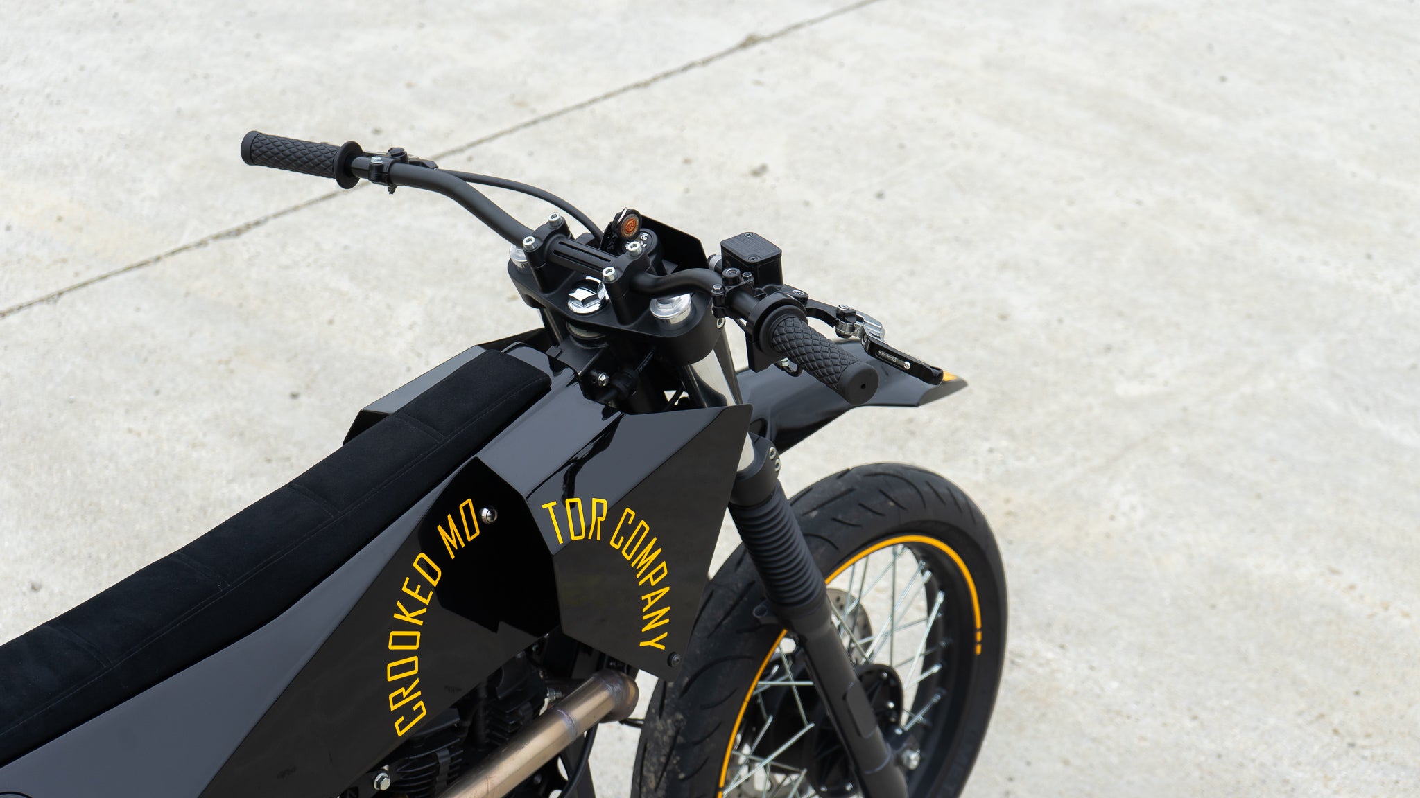 SuperSCRAM, Crooked Motorcycles, Royal Enfield Custom Scramm411